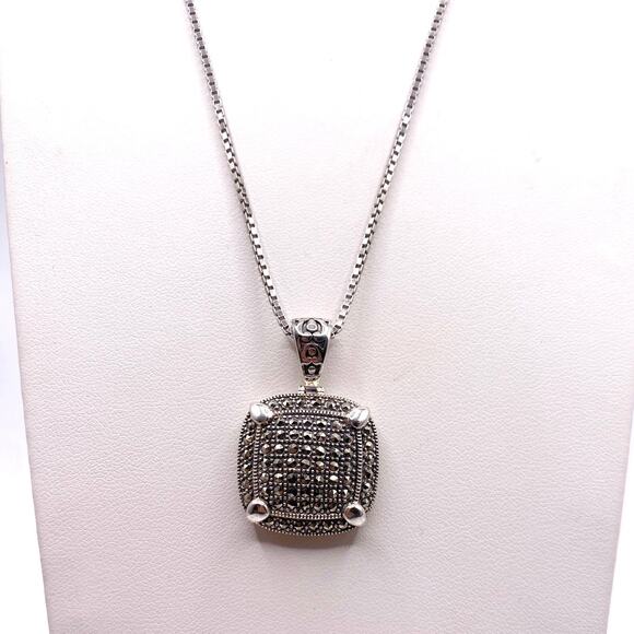 Sterling Silver Necklace with Marcasite Box Pendant 16” New With Tag - Picture 4 of 6